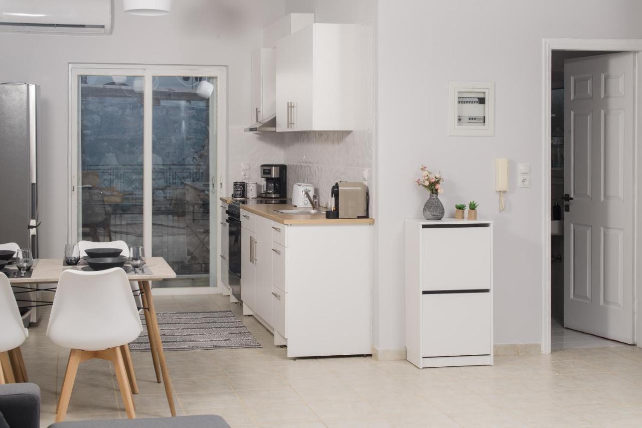 Nelion 01 - A Dream Apartment With Amazing View Aígion Luaran gambar